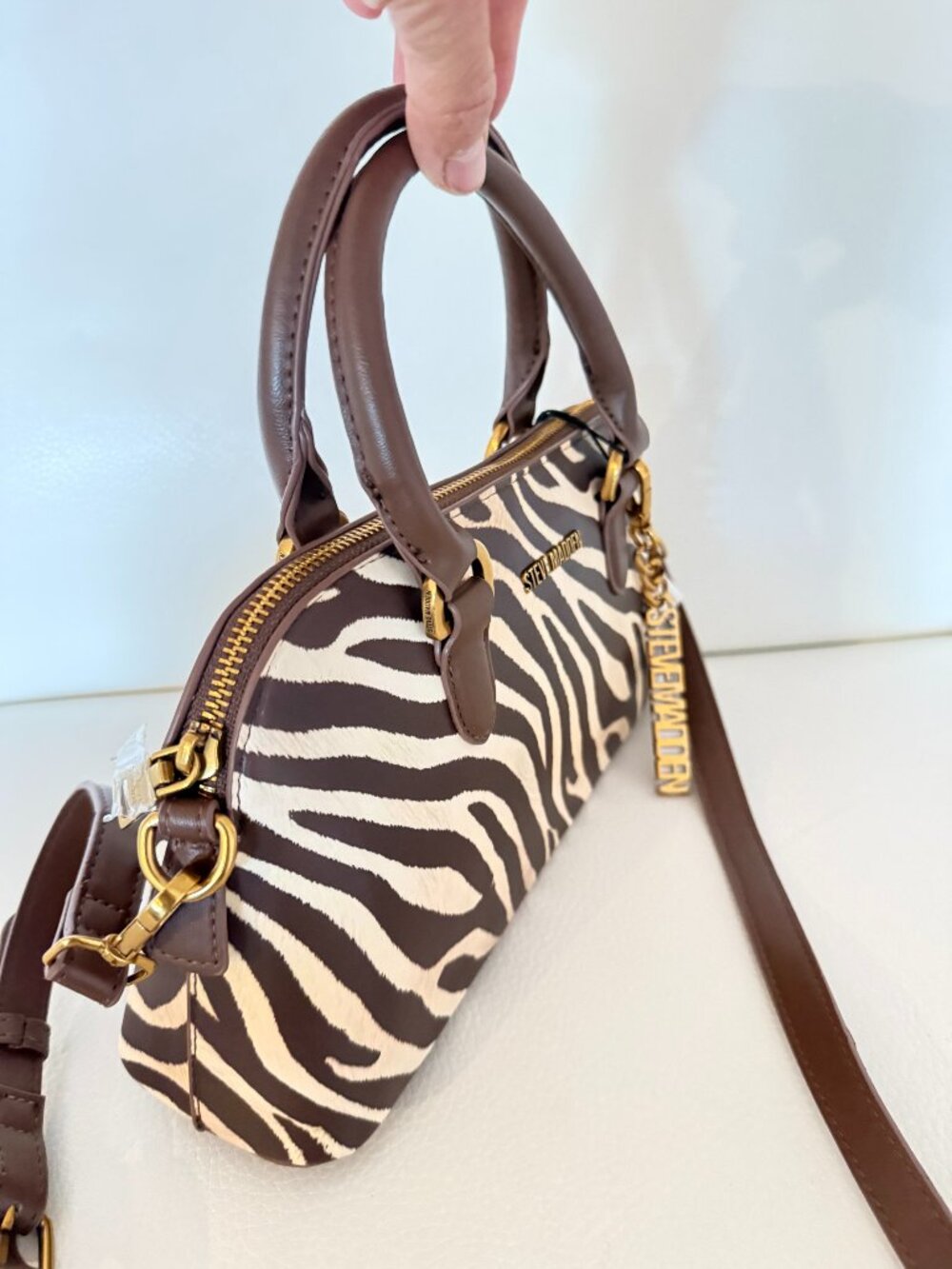 NWT STEVE MADDEN ZEBRA PRINT BSMYTH SATCHEL CROSSBODY BAG W CHARM BROWN - Picture 2 of 6